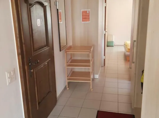 Zayetta Orange Cube Nr. 11a Apartman *